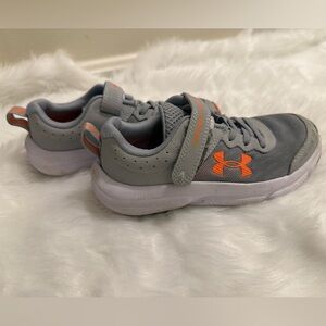 Under Armour Kids BPS Assert 10 AC LZR Sneakers